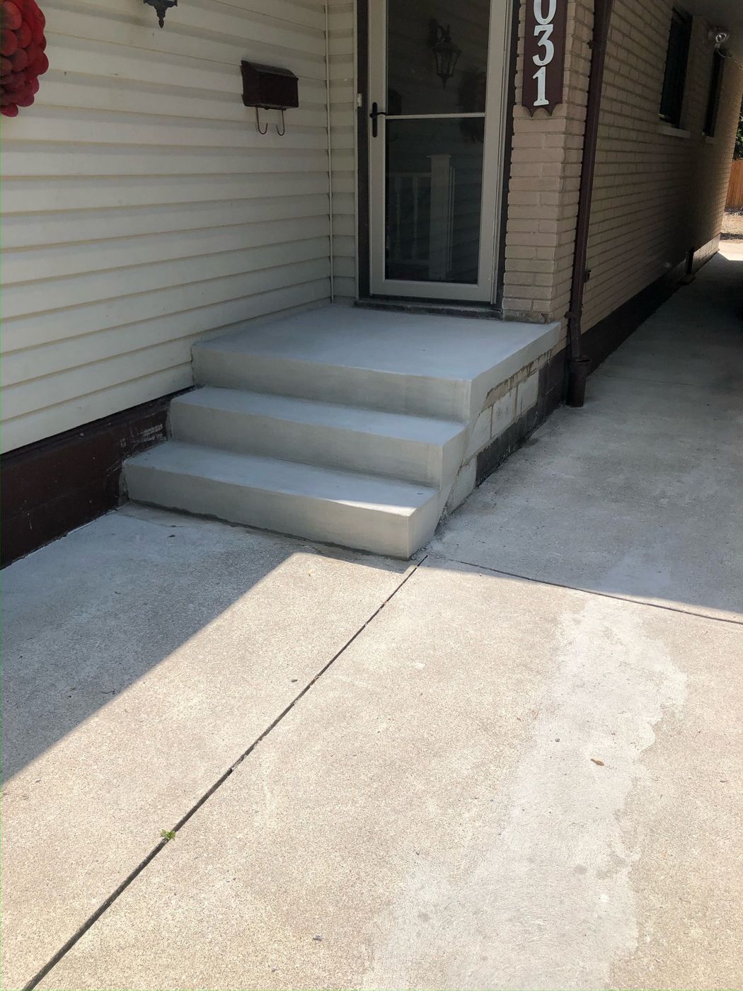 New concrete steps and landing